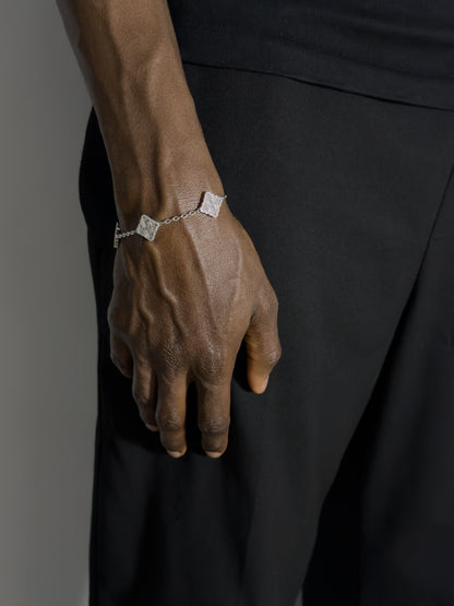 ICED CLOVER BRACELET